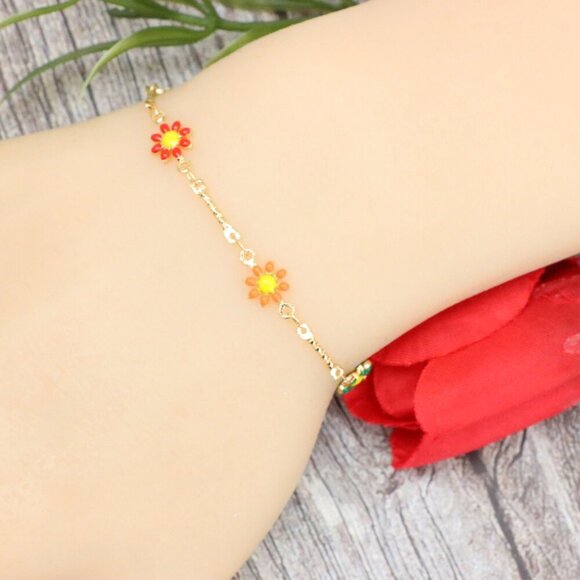 "Trendy Handmade Bracelet – A Stylish Gift for Women & Girls, MAR091626 - Picture 6 of 11